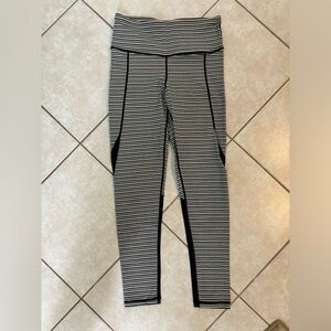 Workout leggings. Excellent condition! Size M
